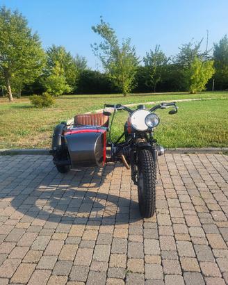 ural 650 tourist sidecar