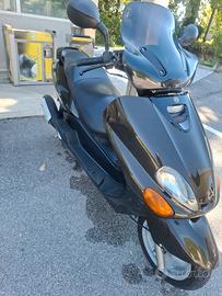 Scooter Majesty 125