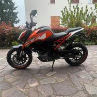 Ktm duke 125