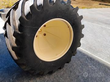 Gerchi e gomme Bigfoot RC 