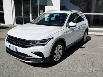 Volkswagen Tiguan 2.0 tdi scr Elegance 150cv dsg