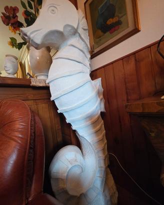 statua cavallo marino