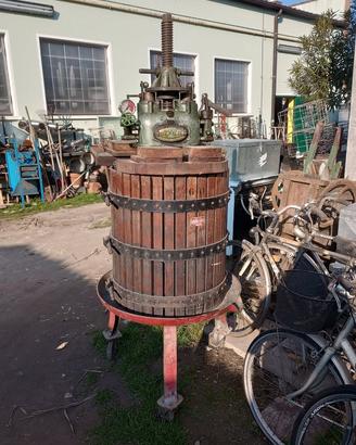 Torchio "Pillan" da 60 con Martinetto Pneumatico