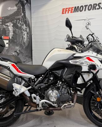 Benelli TRK 502 x "tua 60 euro al mese"