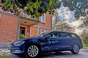 Volkswagen Passat Variant 150cv 2.0