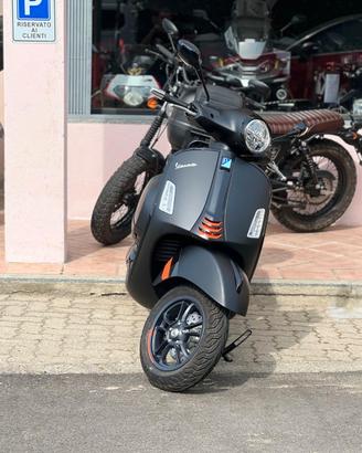 vespa 310 GTS HPE
