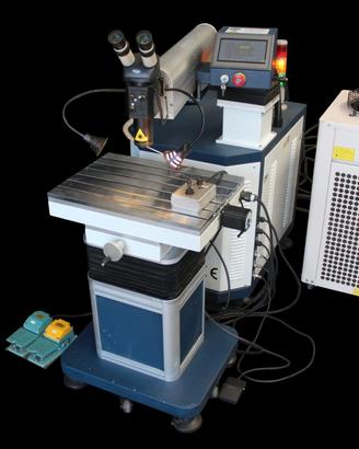 Saldatrice laser