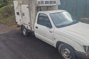 Furgone frigo toyota hilux