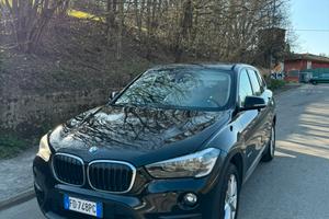 BMW X1 2016 con Apple CarPlay e Android auto