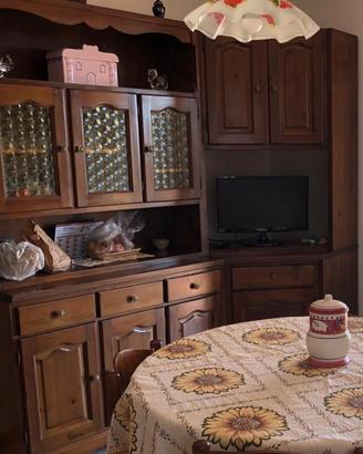 credenza in legno massello 