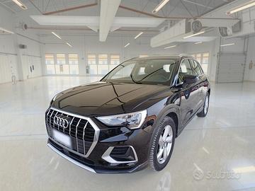 AUDI Q3 35 TDI S TRONIC BUSINESS ADVANCED SUV