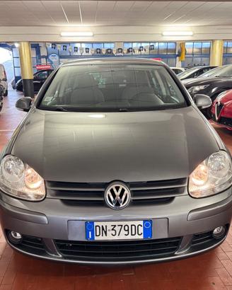 Volkswagen Golf 2.0 TDI DPF 5p.