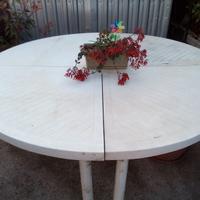 TAVOLO DA GIARDINO IN PLASTICA
