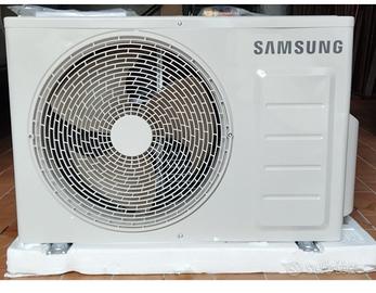 Condizionatore unità esterna