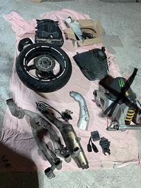 Ricambi Honda CBR 1000 2004 SC57