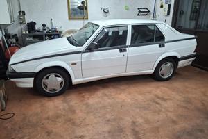 Alfa romeo 75 1800 ie