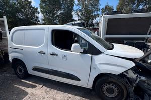 OPEL MOVANO INCIDENTATO
