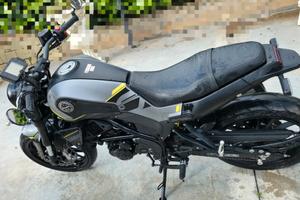 Benelli Leoncino 250 anno 2022