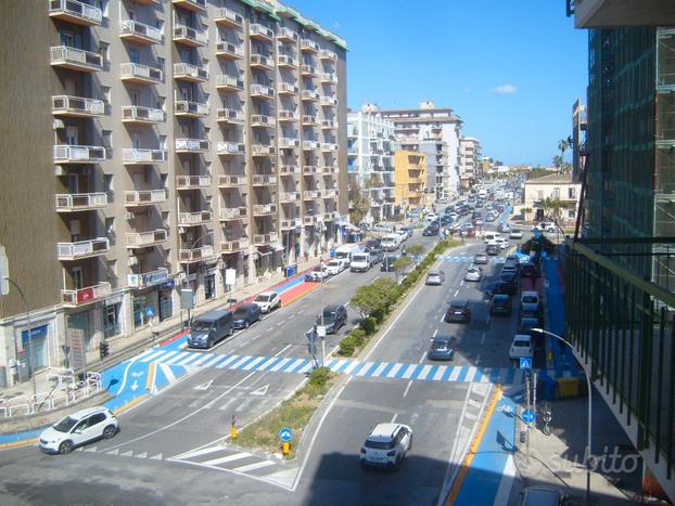 Quadrivani su viale terecati