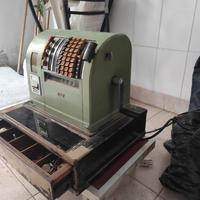 Registratore di cassa antico