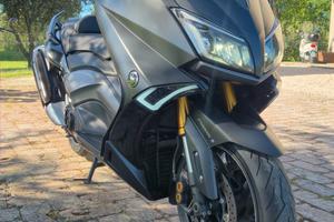 Yamaha Tmax 530