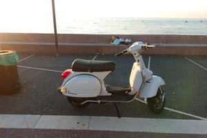piaggio px 150