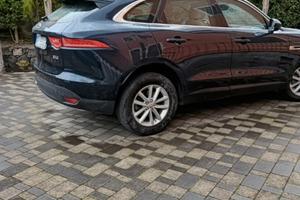 jaguar f pace prestige 