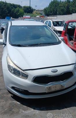 Kia ceed 2012 benzina 1.4 sigla motore g4fa