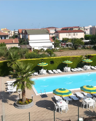 Periodo estivo appartamento mare con piscina