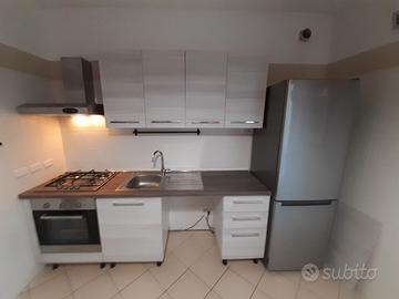 cucina completa seminuova