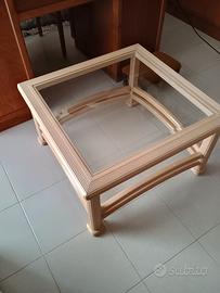 tavolino da salotto con piano in vetro