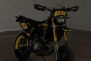 Suzuki Valenti SM 50 MOTARD