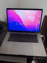MacBook Pro (15 pollici, 2016) Argento