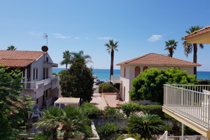 Appartamento con vista mare Marina di Ragusa