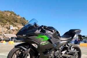 Kawasaki Ninja 500 2025