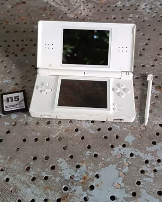 Nintendo DS
