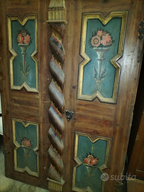 Antiche porte dipinte