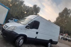 Furgone iveco daily
