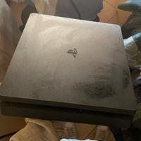 PS4 slim da 1TB