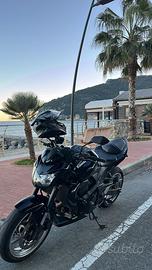 Moto Kawasaki z750 anno 2012