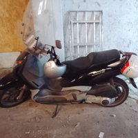 Beverly 200