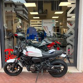 Yamaha XSR 700, 12 mesi garanzia, tagliando di pre