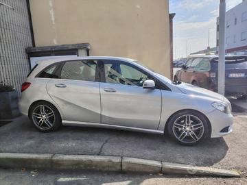 MERCEDES-BENZ B 180 CDI BlueEFFICIENCY Premium F