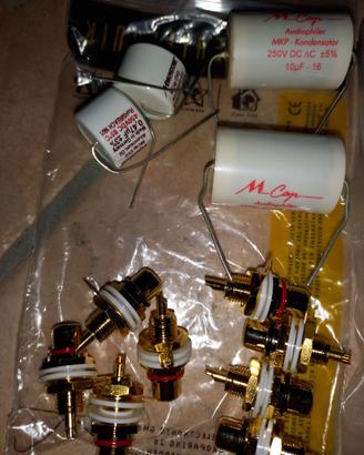 KIT PER COSTRUZIONE PREAMPLIFICATORE A VALVOLE