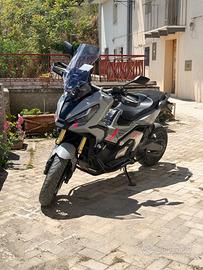 Honda X-adv