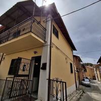 Casa Indipendente su due livelli pressi Viale