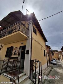 Casa Indipendente su due livelli pressi Viale