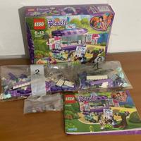 LEGO Friends 41332 - Lo stand dell'arte di Emma