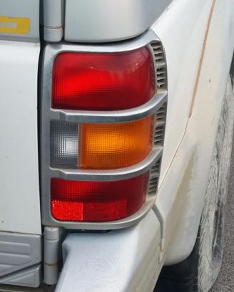 Stop destro pajero