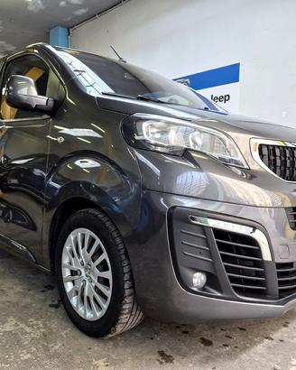 Peugeot Traveller 8 POSTI 1.6 HDi Allure Full Opti